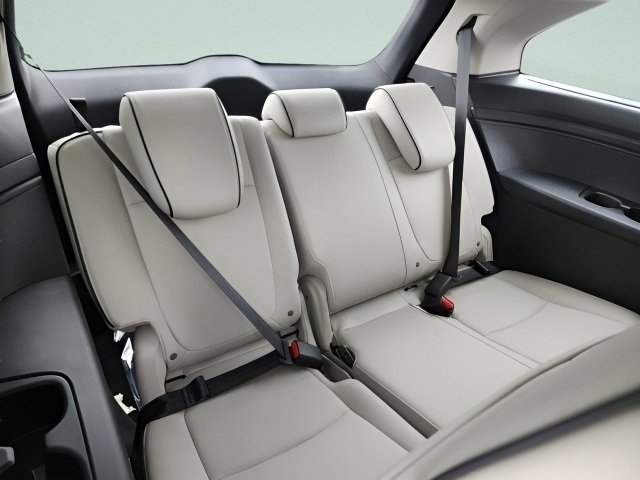 New 2026 Honda Odyssey Touring image 19