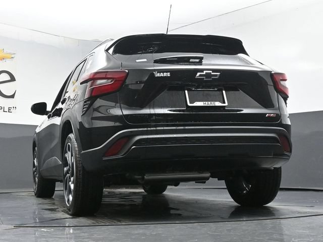 New 2026 Chevrolet Trax RS FWD image 32