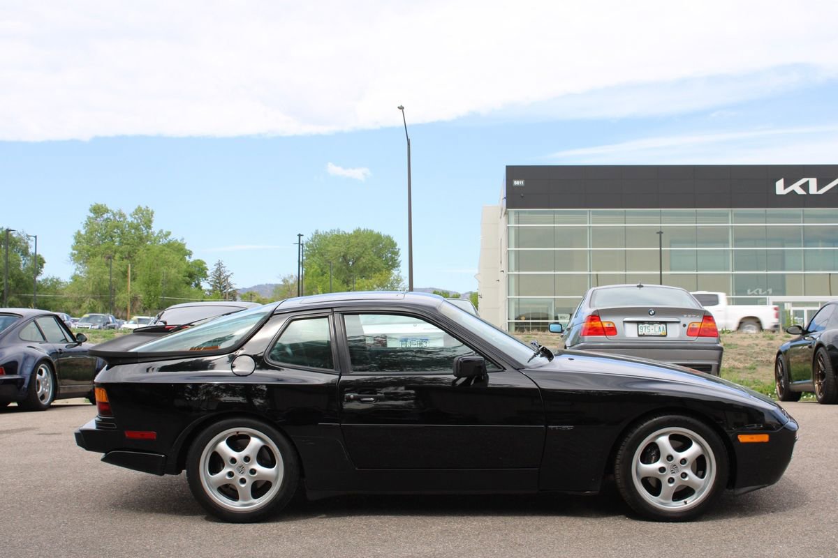 Used 1990 Porsche 944 Coupe RWD image 6
