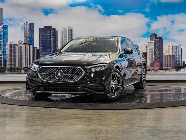 Used 2025 Mercedes-Benz E 450 4MATIC Sedan image 2