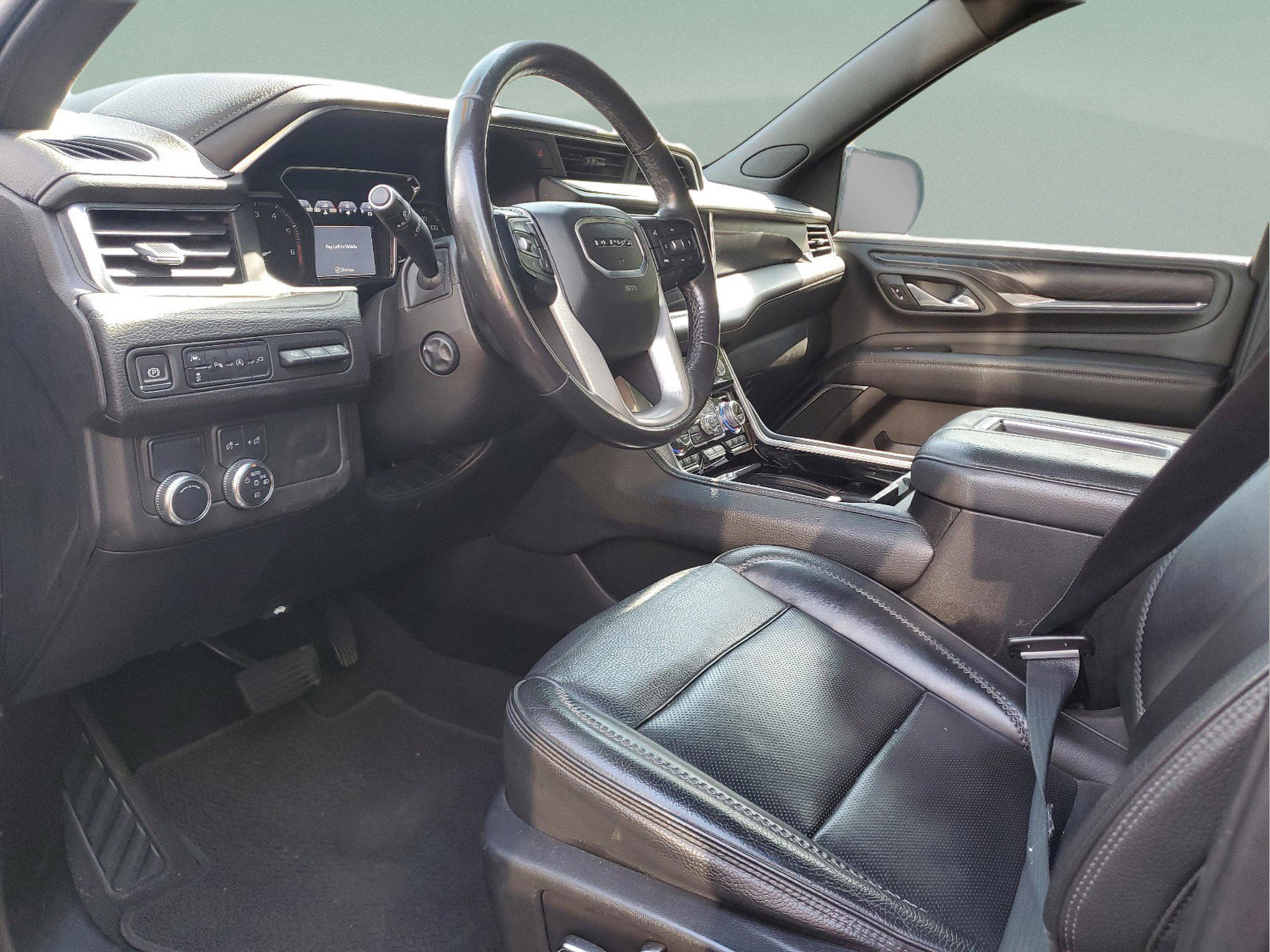 Used 2021 GMC Yukon Denali RWD image 14