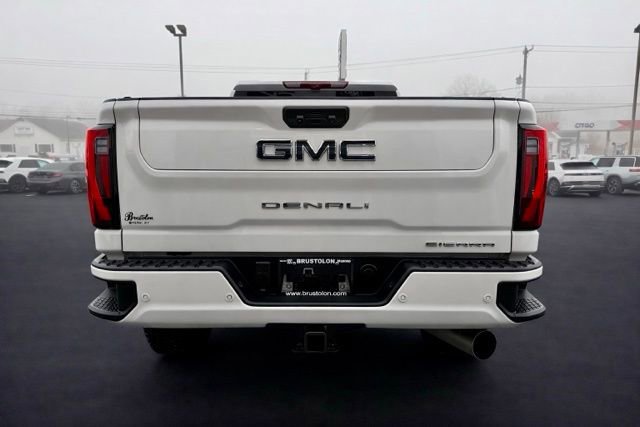 Used 2025 GMC Sierra 2500 Denali Ultimate image 11