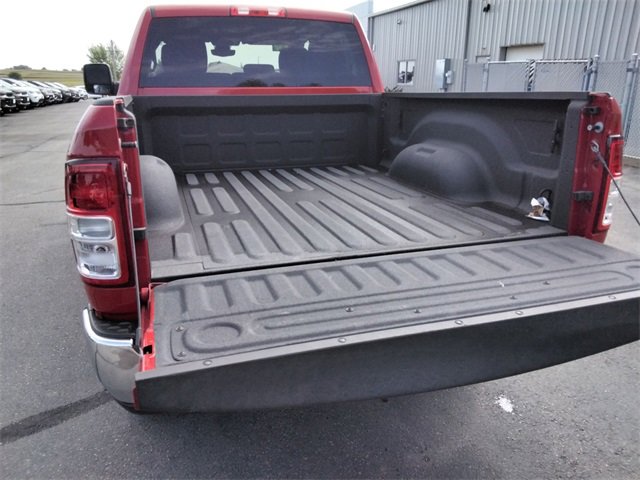 Used 2024 RAM 2500 Big Horn w/ Bed Utility Group image 12