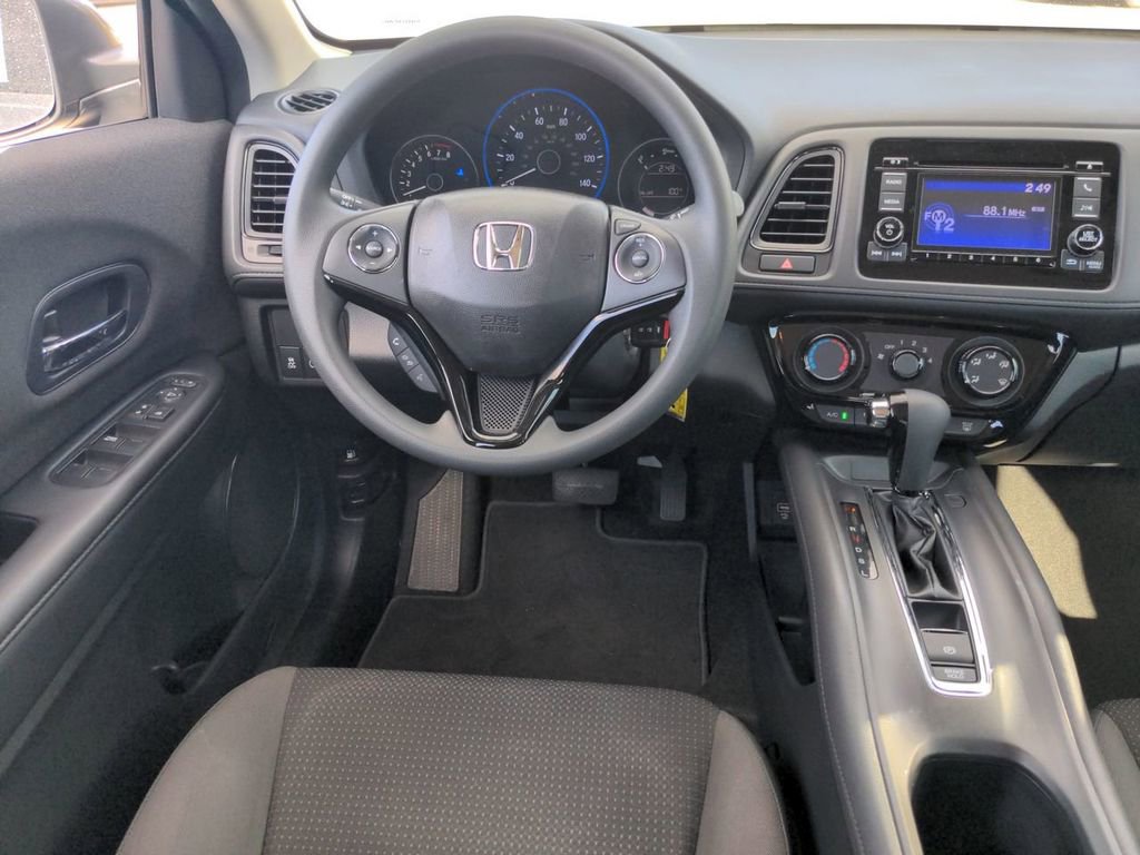 Used 2019 Honda HR-V LX image 16