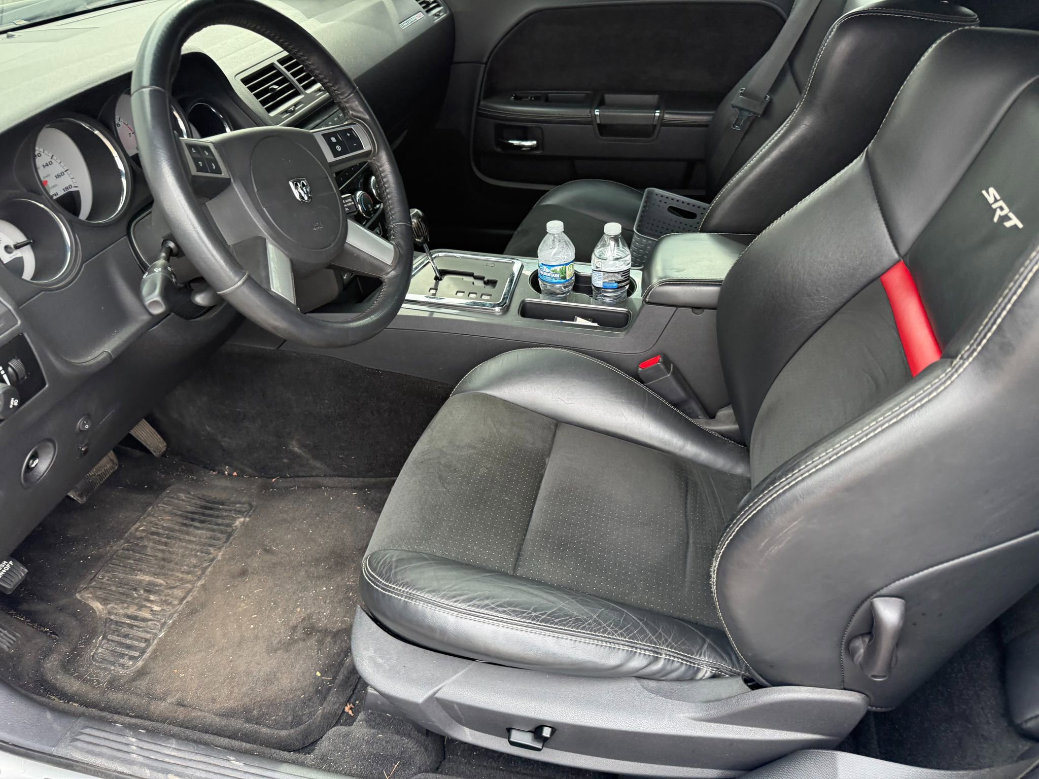 Used 2009 Dodge Challenger SRT8 w/ SRT Option Group II image 5