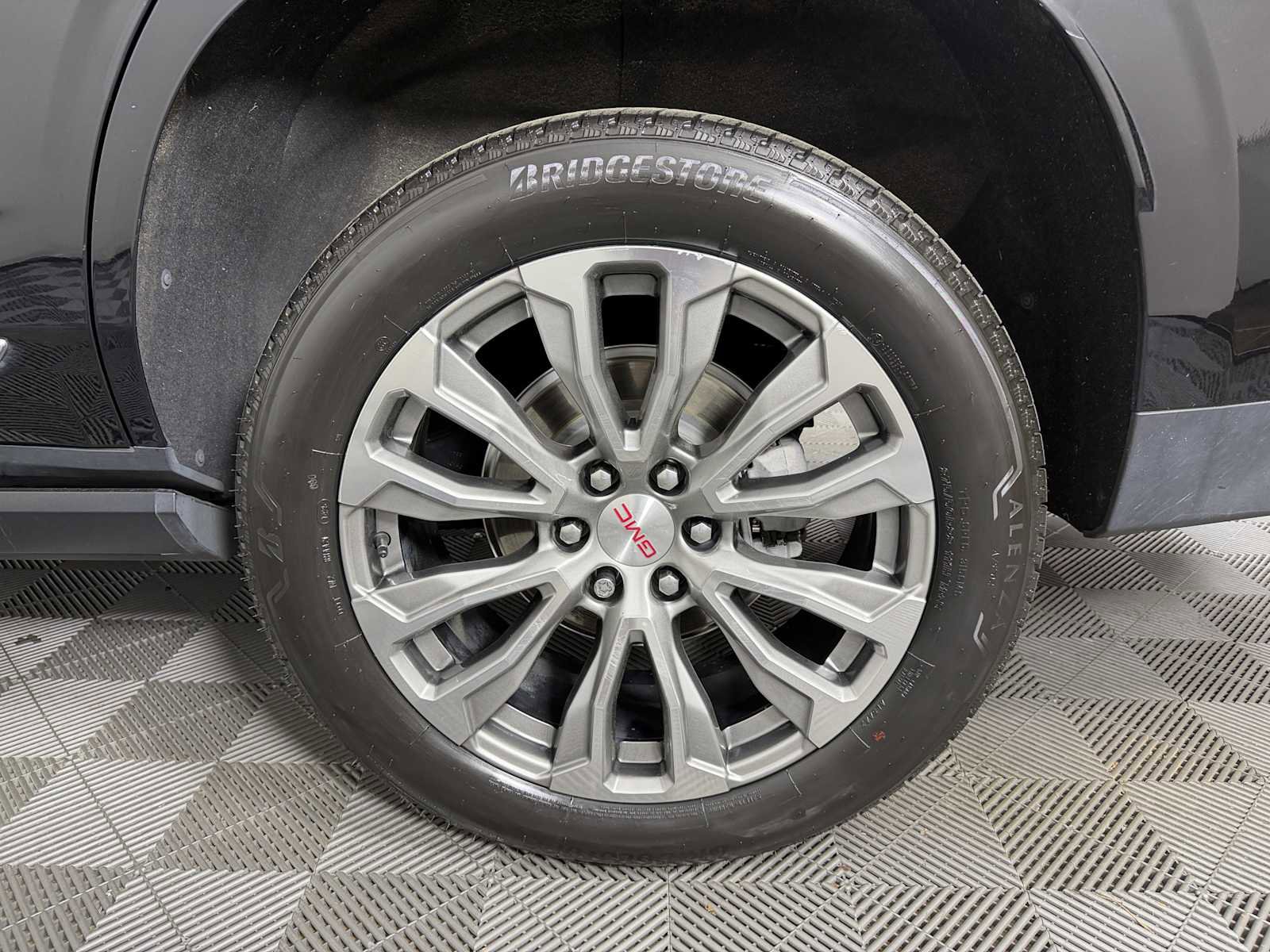 Certified 2021 GMC Yukon Denali w/ Denali Premium Package image 21