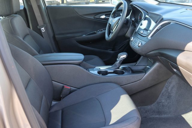 Used 2025 Chevrolet Malibu LT image 15