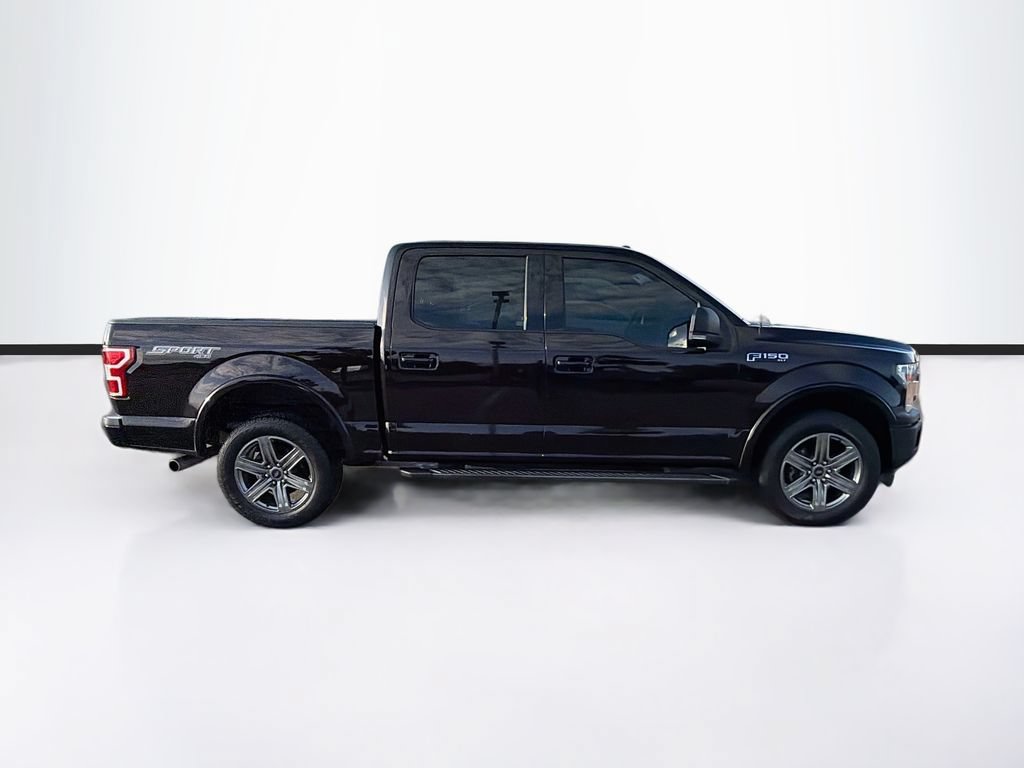 Used 2018 Ford F150 XLT w/ Equipment Group 302A Luxury AWD/4WD image 4