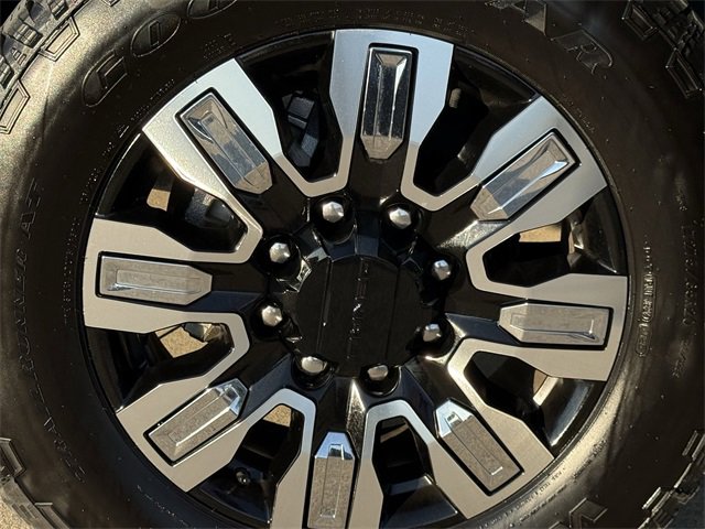 Certified 2025 GMC Sierra 2500 Denali w/ Denali Reserve Package image 11