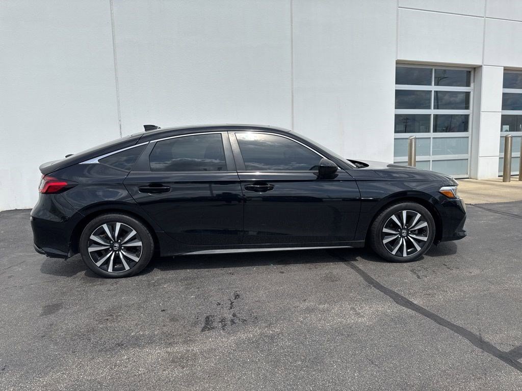 Used 2023 Honda Civic EX-L image 3