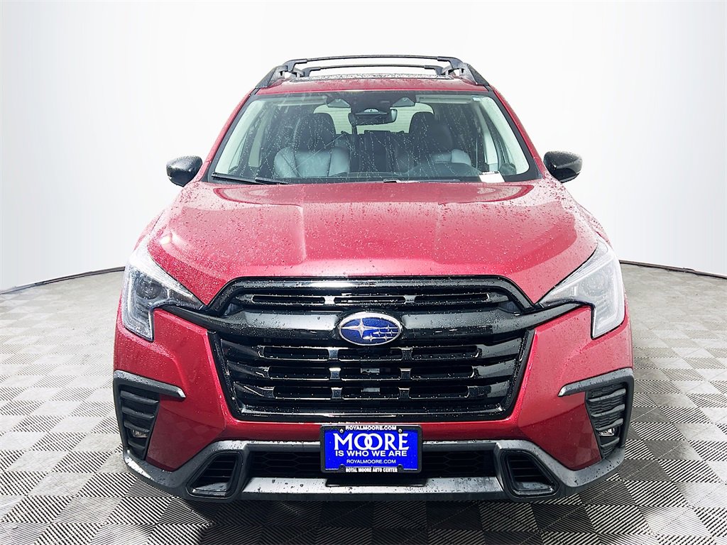 Used 2024 Subaru Ascent Onyx Edition image 3