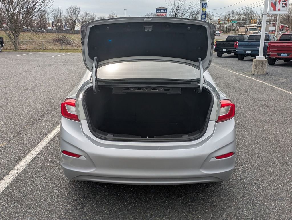 Used 2017 Chevrolet Cruze LT w/ Convenience Package image 22