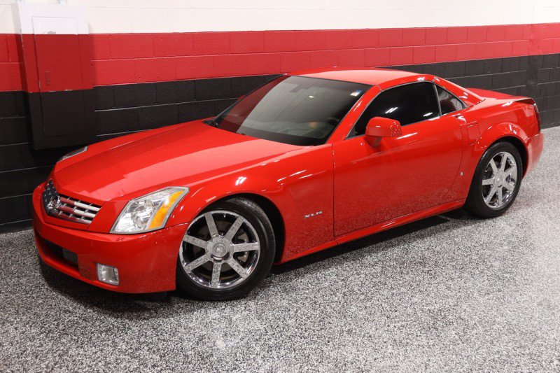 Used 2007 Cadillac XLR RWD image 21
