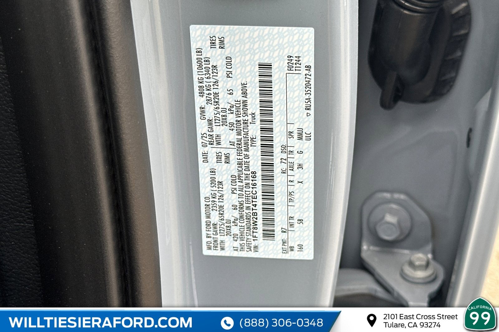 New 2026 Ford F250 Lariat w/ Black Appearance Package image 18