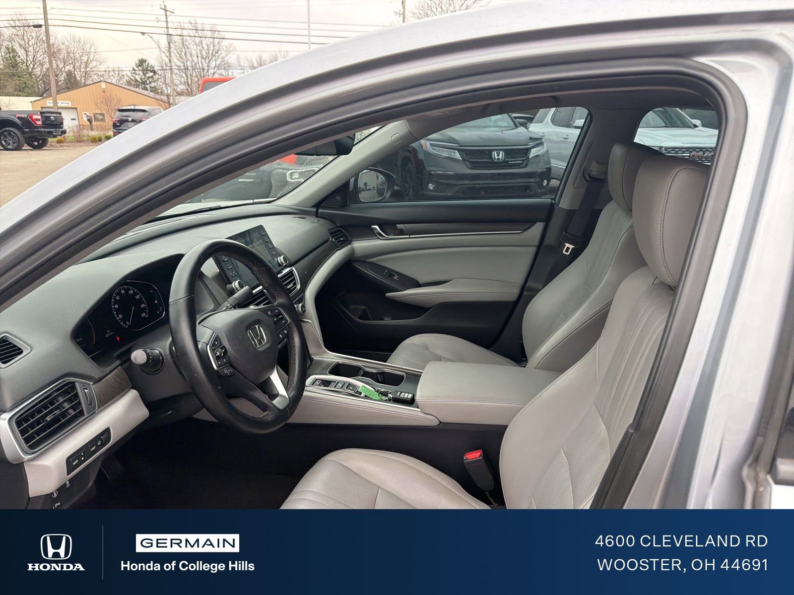 Used 2018 Honda Accord Touring image 13