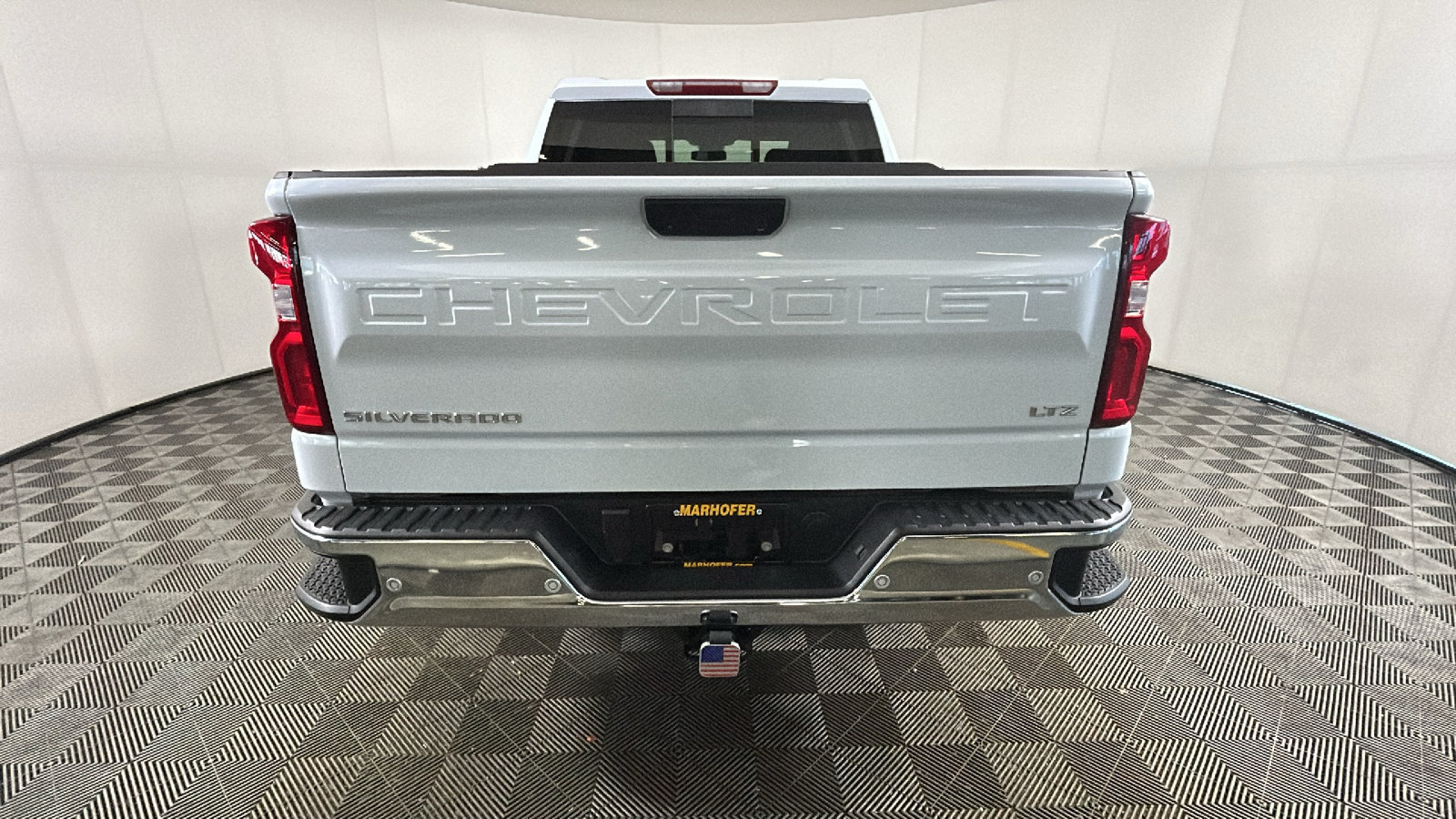 Used 2026 Chevrolet Silverado 1500 LTZ w/ LTZ Convenience Package II AWD/4WD image 4