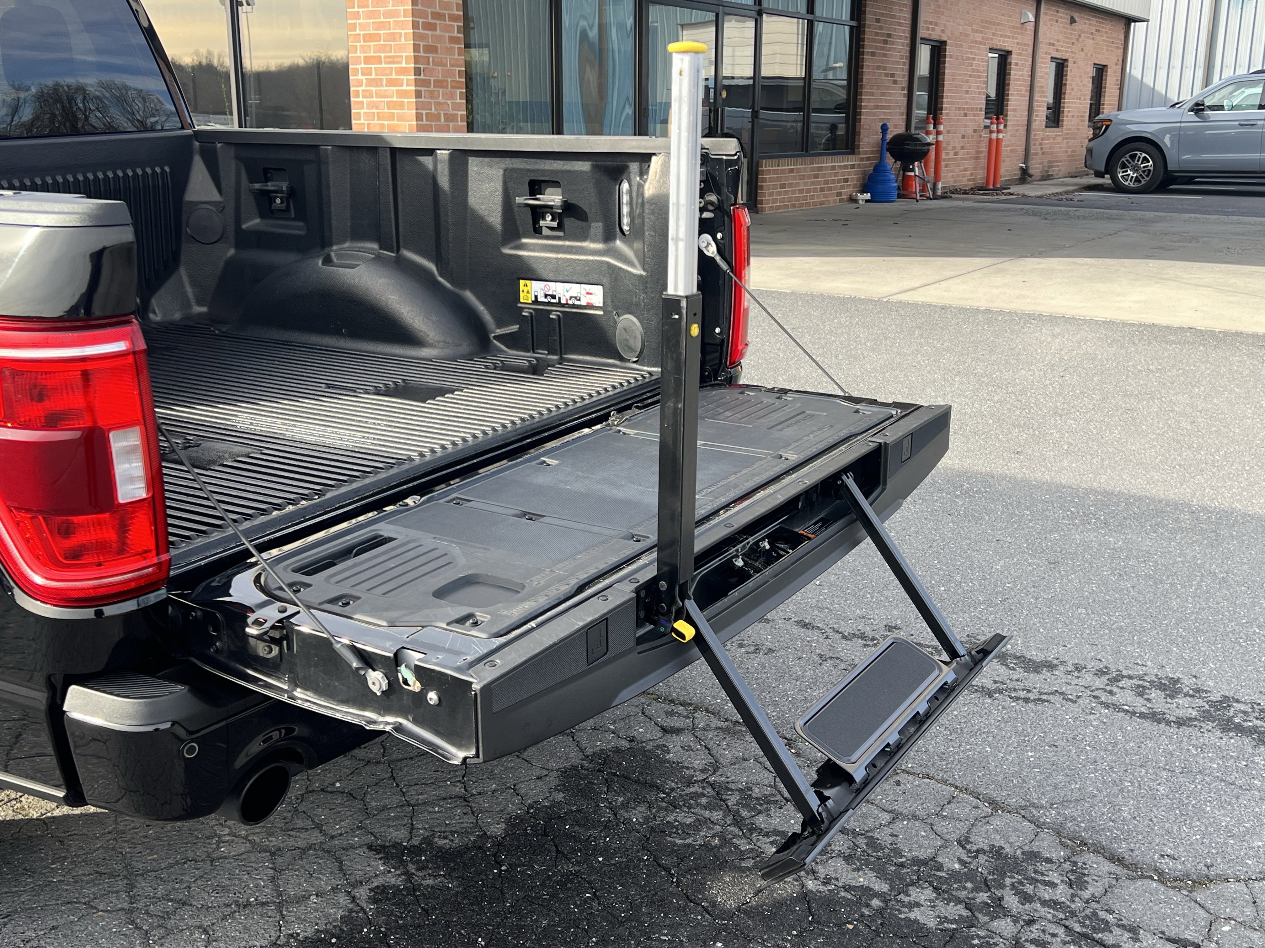 Used 2023 Ford F150 XLT w/ Equipment Group 302A High AWD/4WD image 12