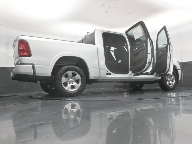 New 2027 RAM 1500 4x4 Crew Cab image 64