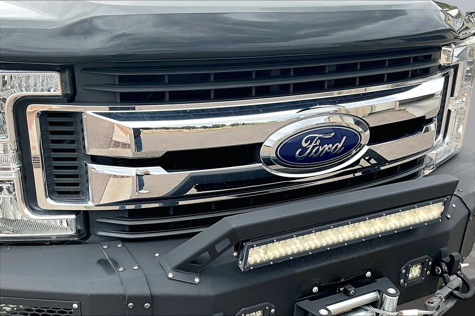 Used 2019 Ford F250 XLT w/ XLT Value Package AWD/4WD image 33
