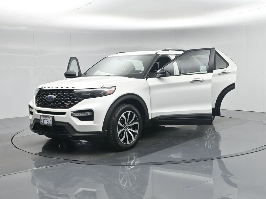 Used 2020 Ford Explorer ST w/ Premium Technology Package image 35