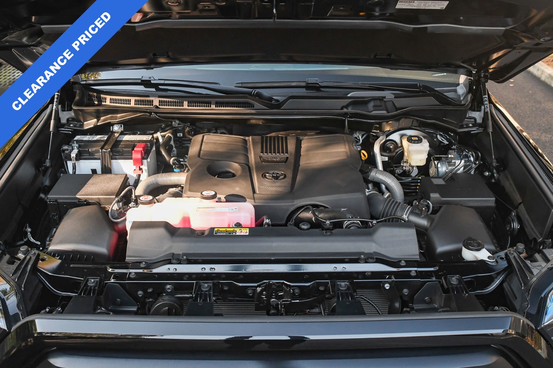 Used 2025 Toyota Tundra SR5 image 28