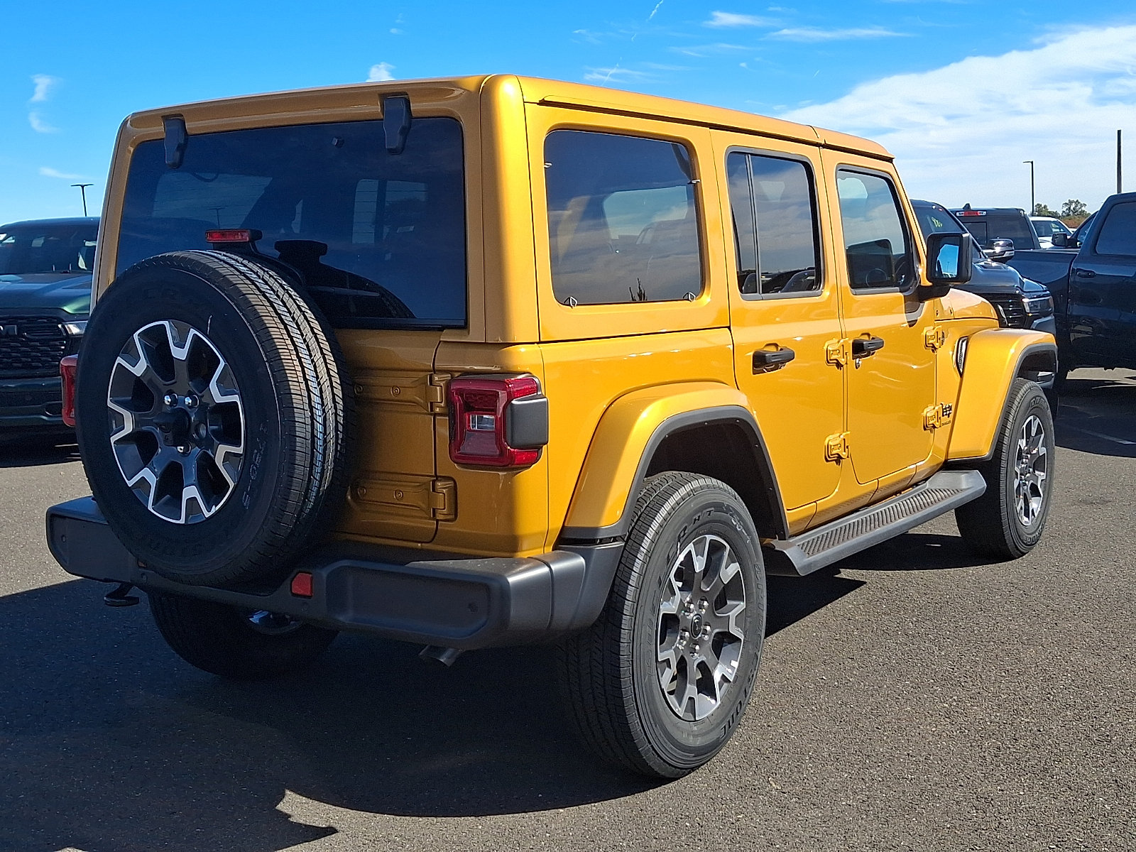 New 2026 Jeep Wrangler Unlimited Sahara AWD/4WD image 4