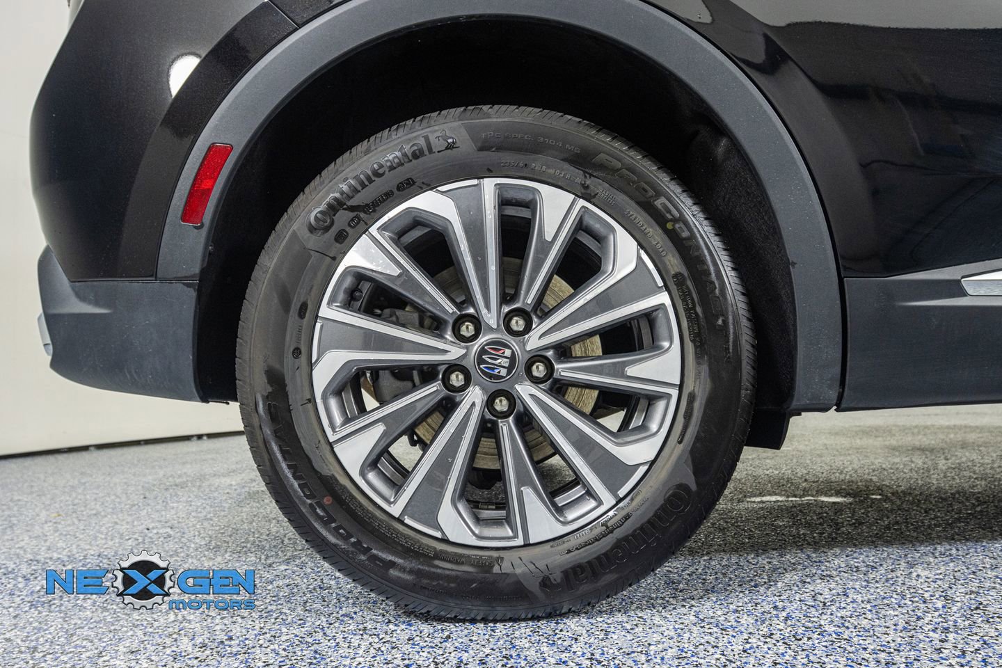 Used 2025 Buick Envision Preferred image 41