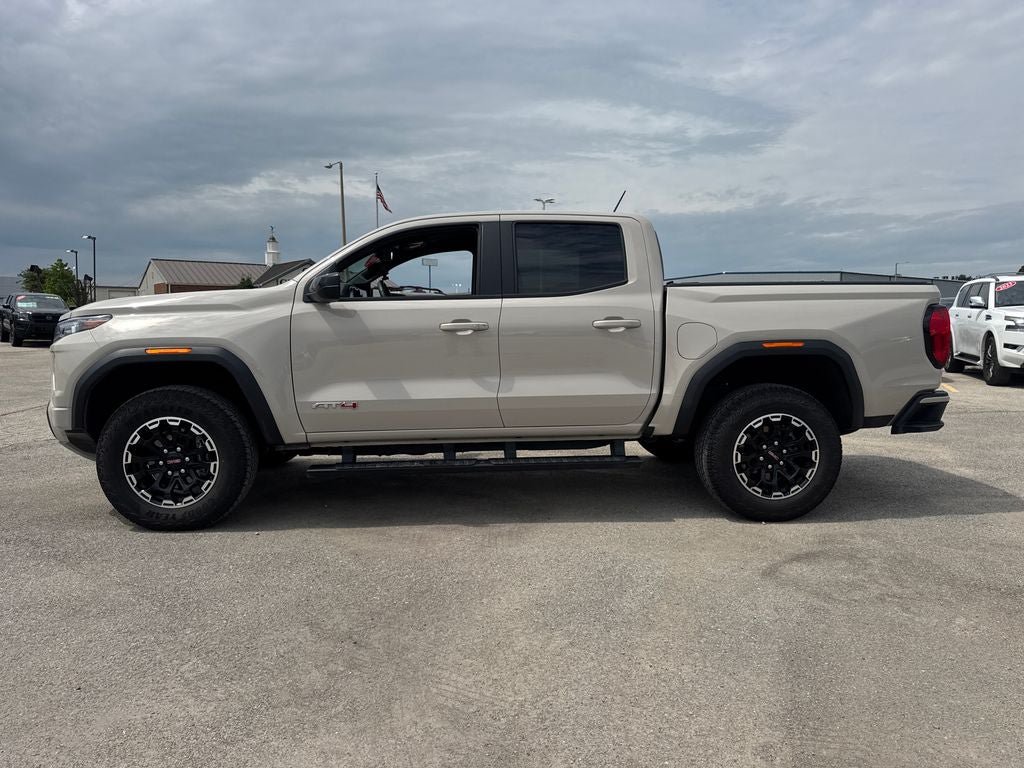 Used 2026 GMC Canyon AT4 AWD/4WD image 3