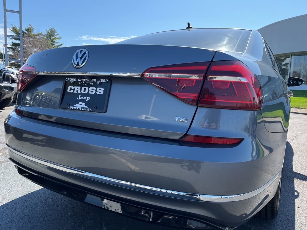 Used 2017 Volkswagen Passat 1.8T R-Line image 63