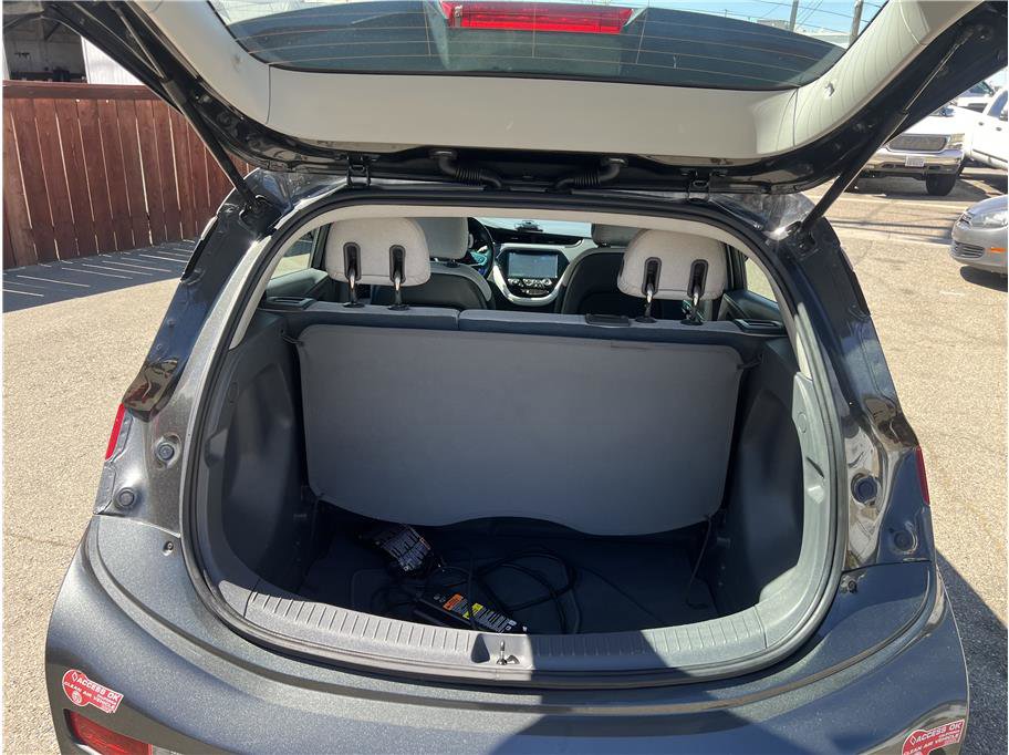 Used 2017 Chevrolet Bolt LT image 9