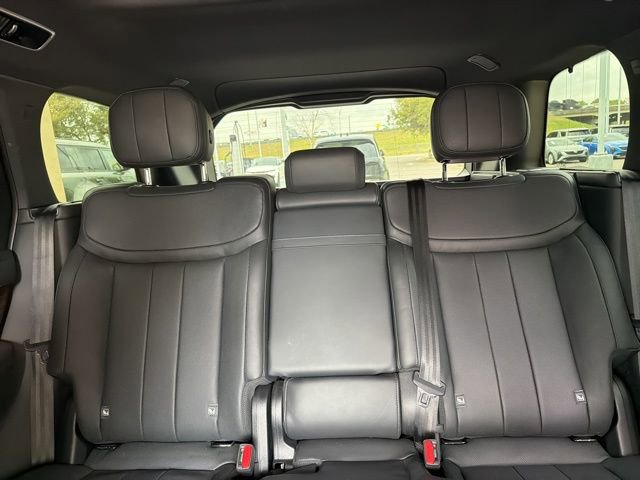 Used 2024 Land Rover Range Rover SE image 9