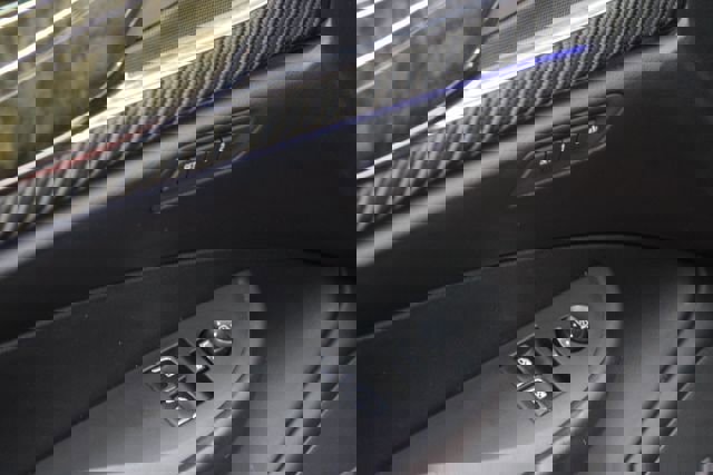 Used 2014 Cadillac ELR w/ Luxury Package image 9