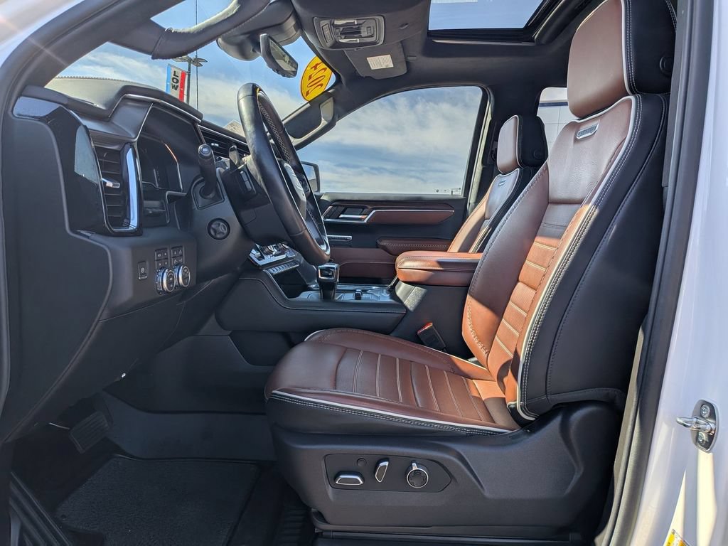 Used 2024 GMC Sierra 1500 Denali Ultimate AWD/4WD image 18