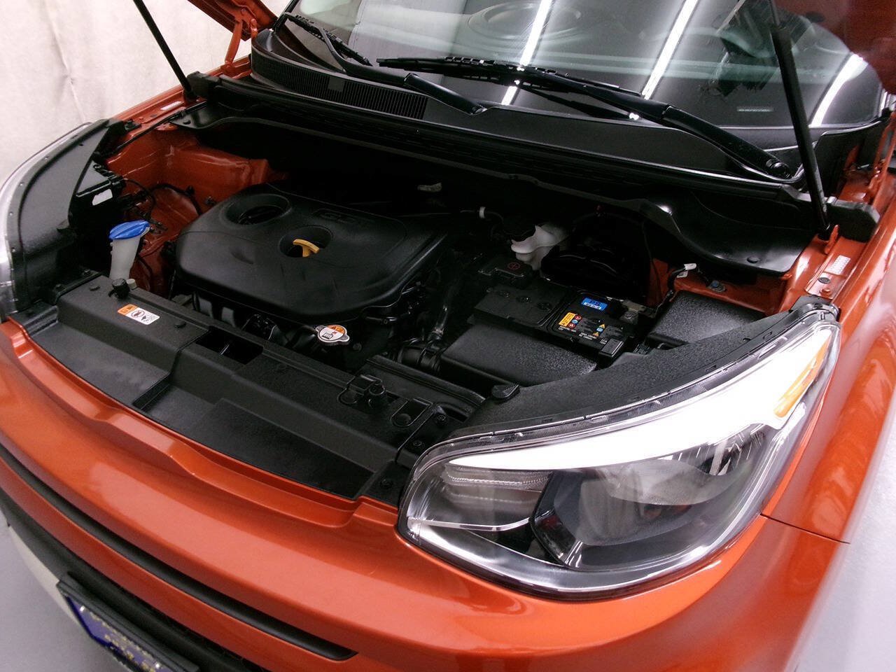Used 2018 Kia Soul + FWD image 33