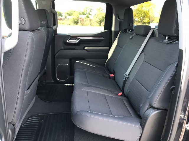 Certified 2024 Chevrolet Silverado 1500 LT AWD/4WD image 19