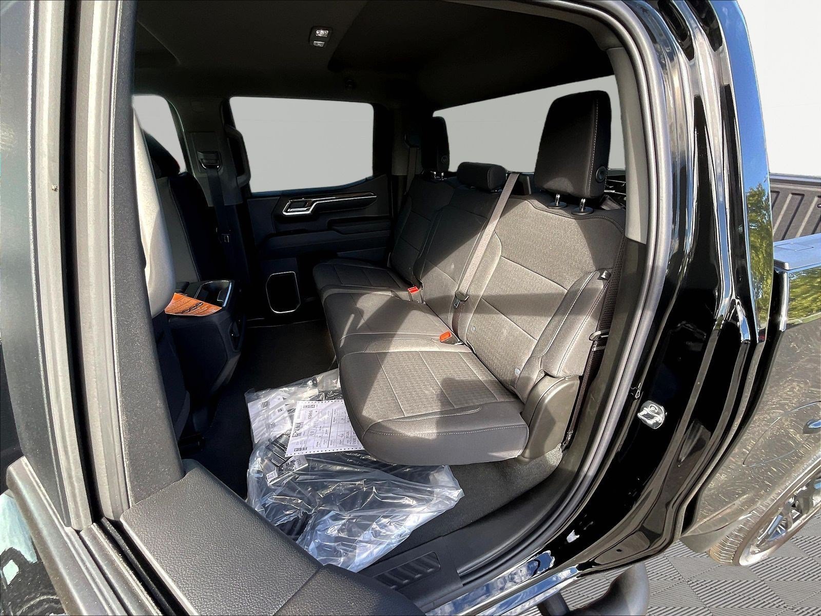New 2026 Chevrolet Silverado 1500 RST AWD/4WD image 18
