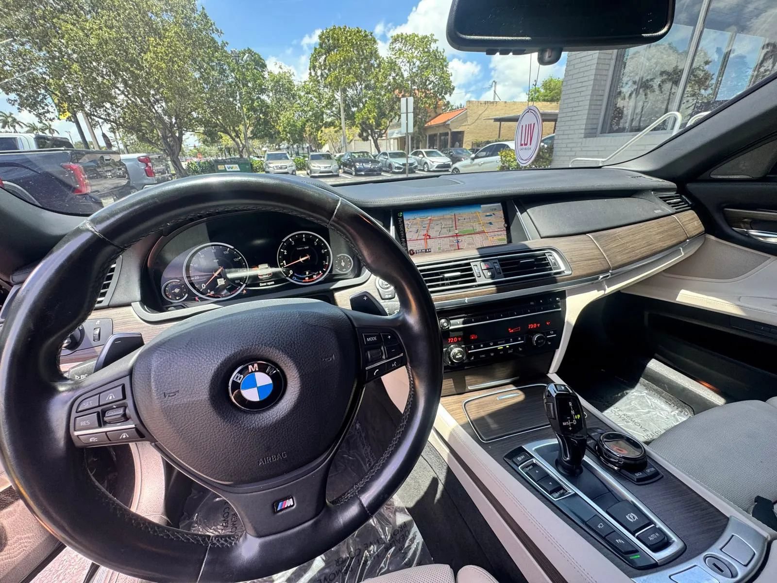 Used 2015 BMW 750i RWD image 24