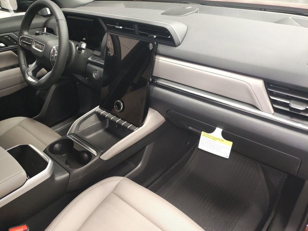 New 2026 GMC Terrain Elevation w/ Elevation Premium Package image 8