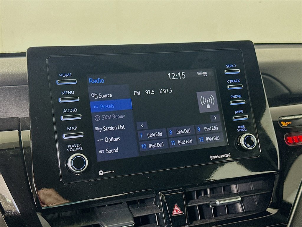 Used 2024 Toyota Camry SE image 28