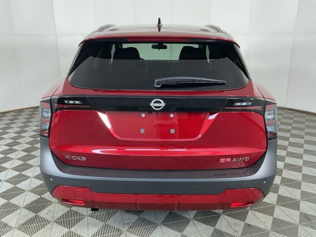 New 2026 Nissan Kicks SR image 6