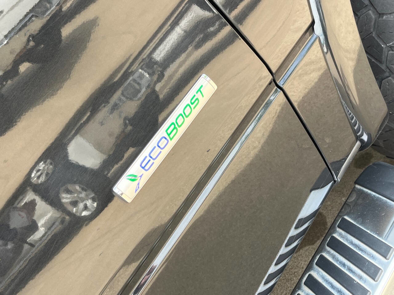 Used 2013 Ford F150 Lariat w/ Luxury Equipment Group image 9