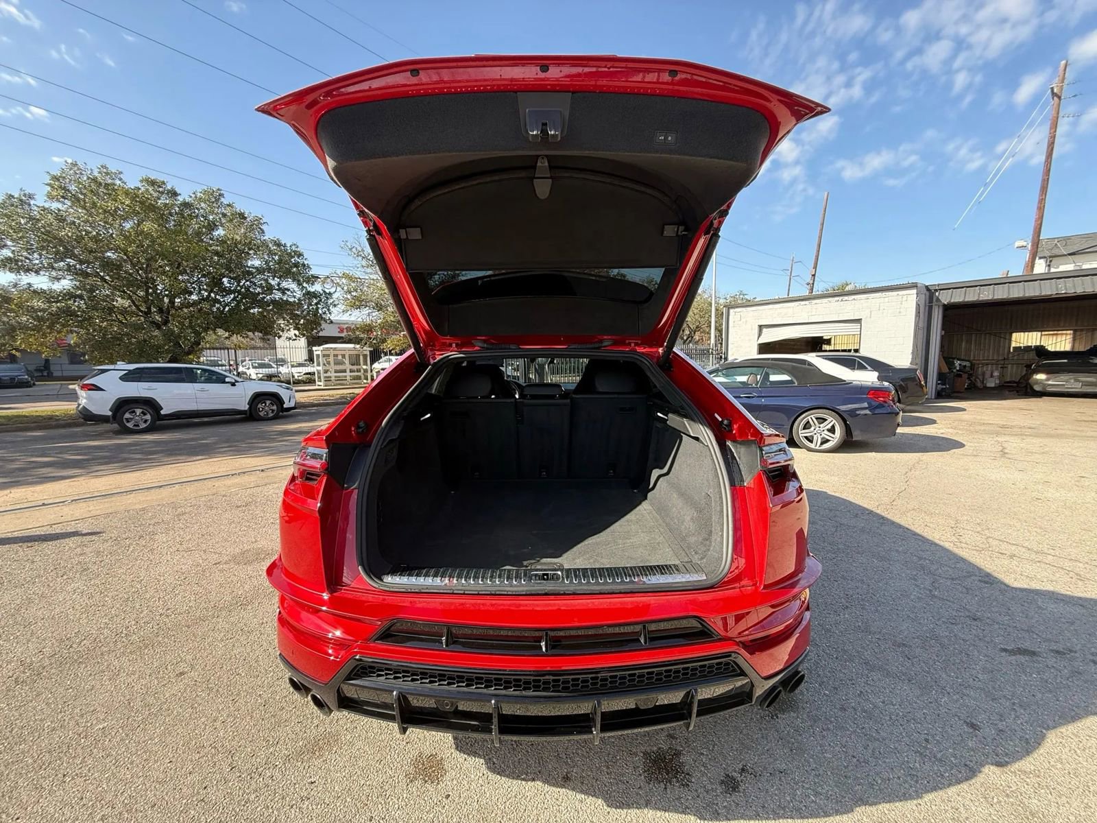 Used 2023 Lamborghini Urus S AWD/4WD image 35