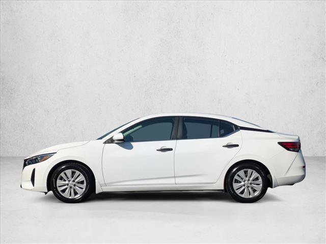 Used 2024 Nissan Sentra S image 9