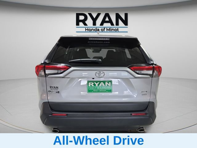 Used 2024 Toyota RAV4 XLE w/ Convenience Package image 10