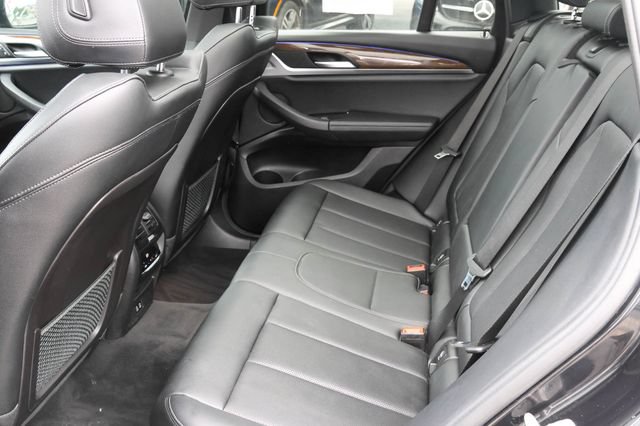 Used 2023 BMW X3 xDrive30i AWD/4WD image 14