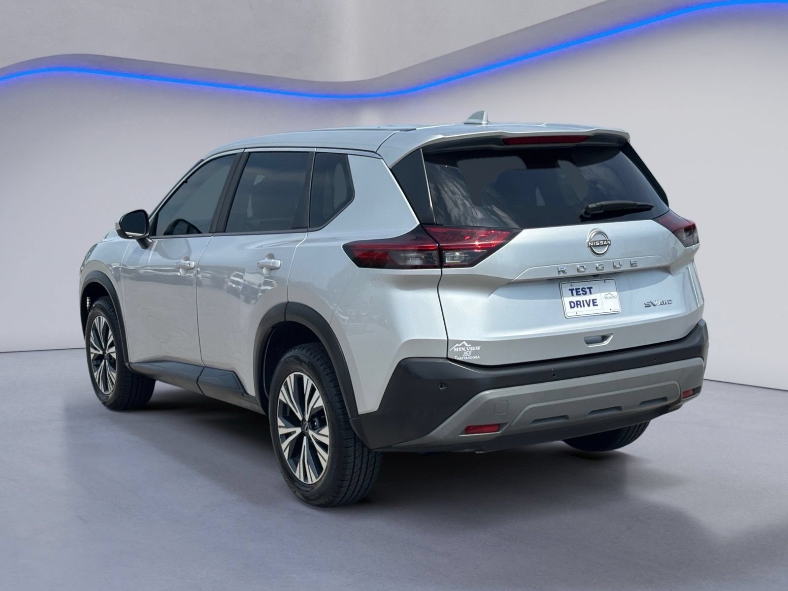 Used 2023 Nissan Rogue SV AWD/4WD image 6