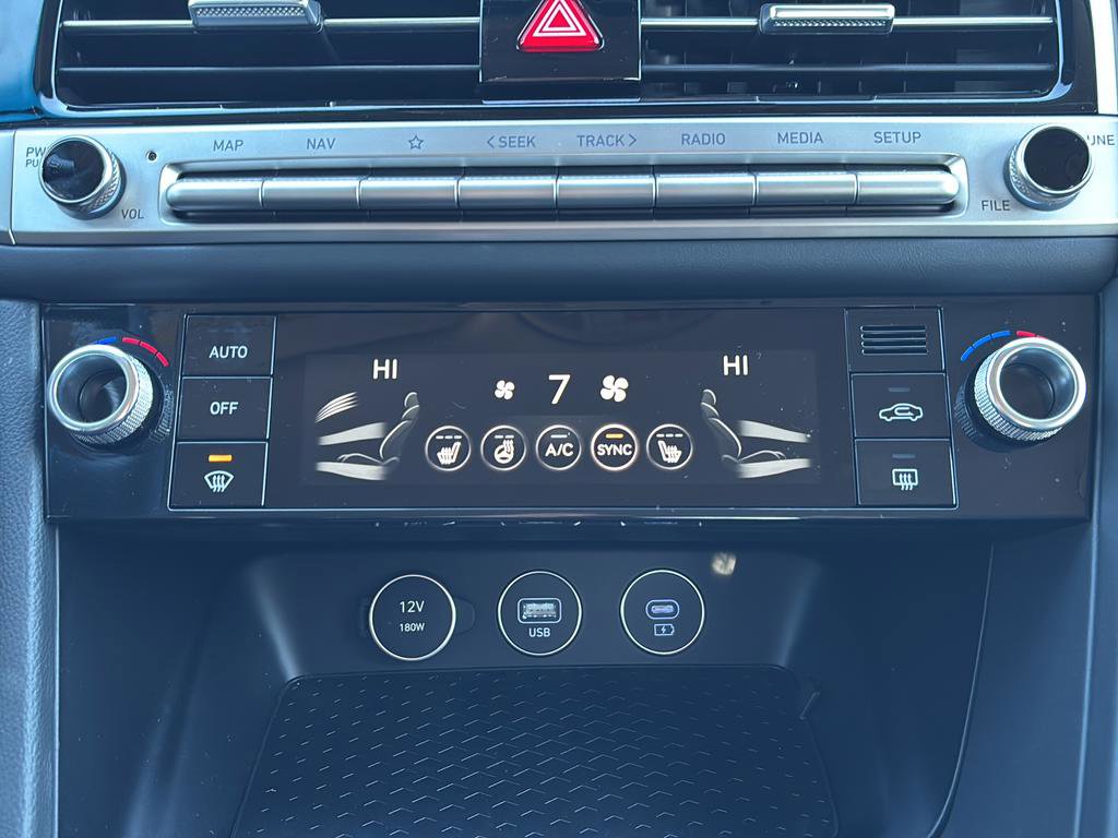 Certified 2026 Genesis G70 2.5T image 31