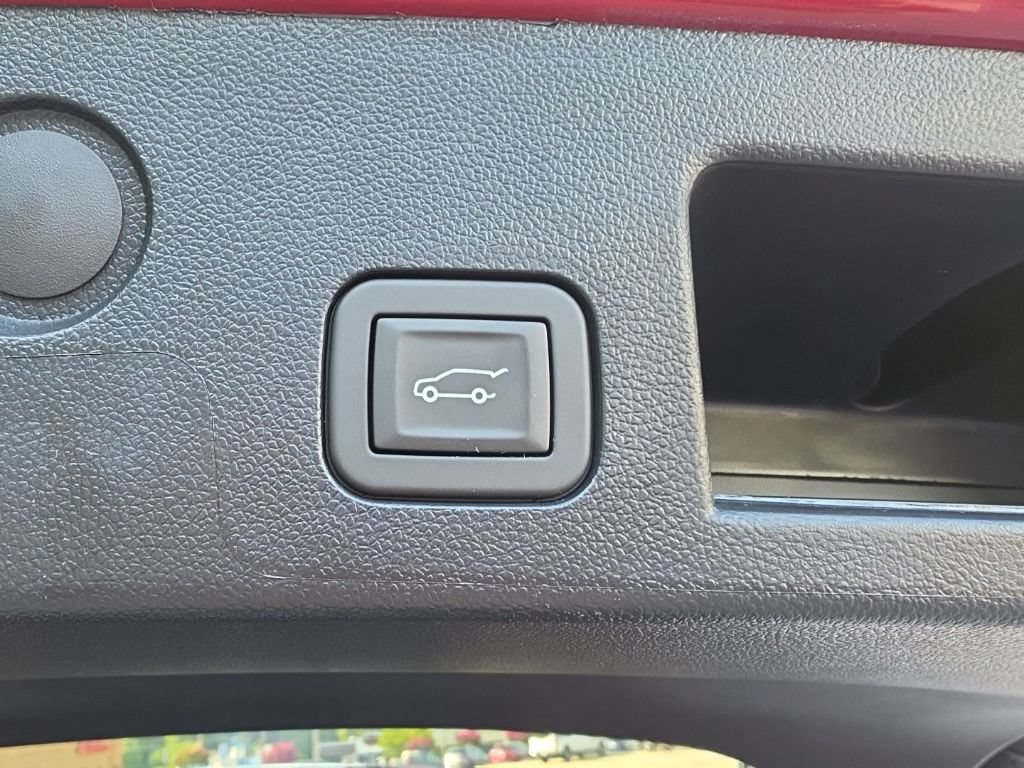 New 2026 GMC Terrain Elevation w/ Elevation Premium Package FWD image 12