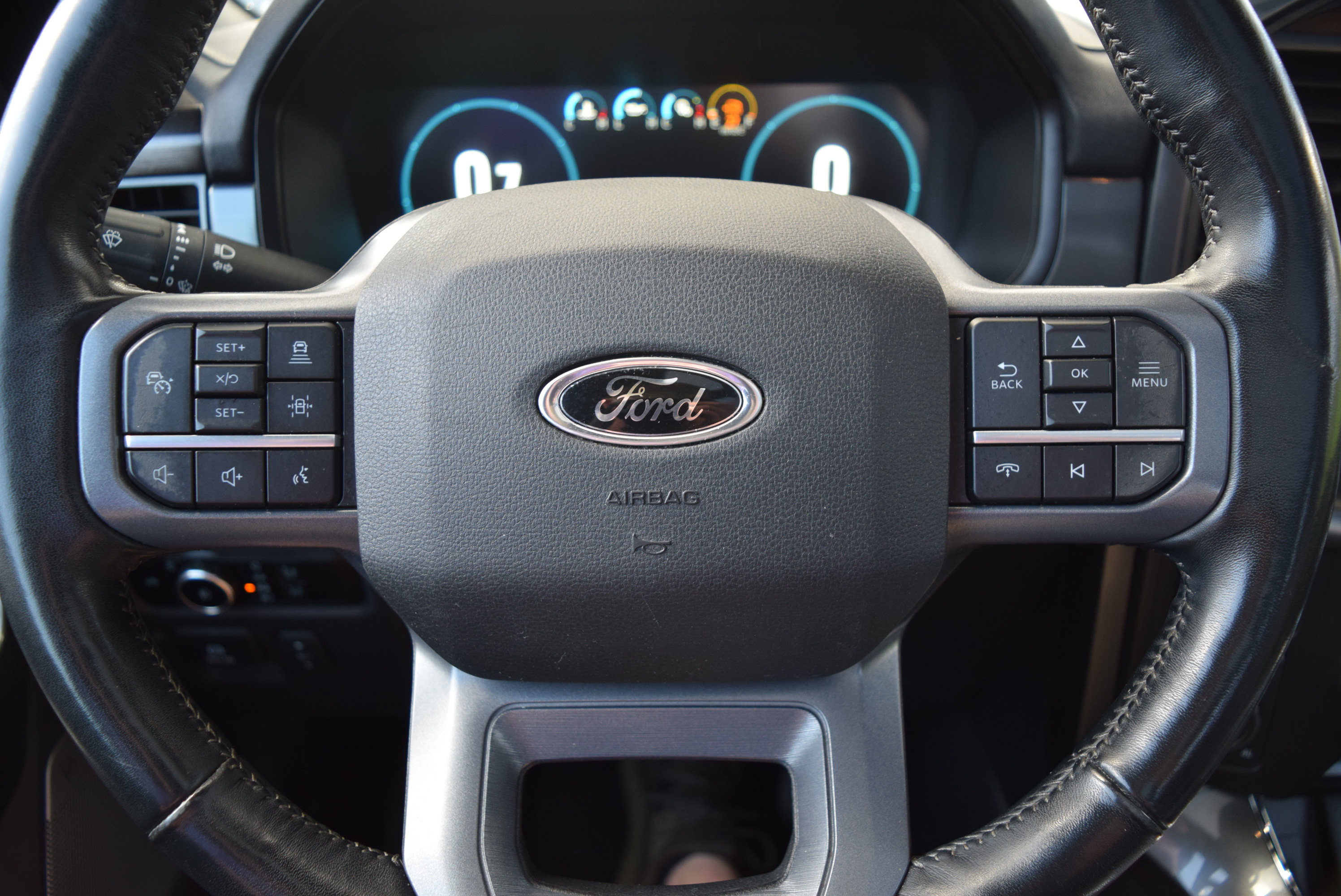 Used 2023 Ford F150 Lariat w/ Equipment Group 502A High AWD/4WD image 14
