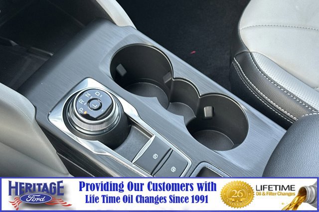 New 2025 Ford Escape SE w/ PHEV Premium Package image 19